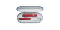 Набір Victorinox (мультитул Classic SD + ручка Caran d'Ache BP), у футлярі, червоний 4.4321.2