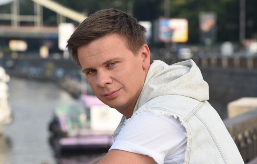 Дмитро Комаров біографія: мандри серцем і душею